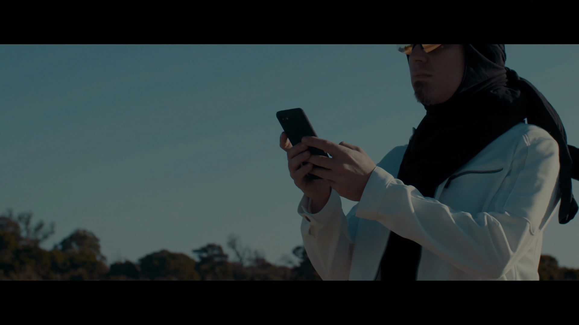 Voyager - Runaway (Music Video)