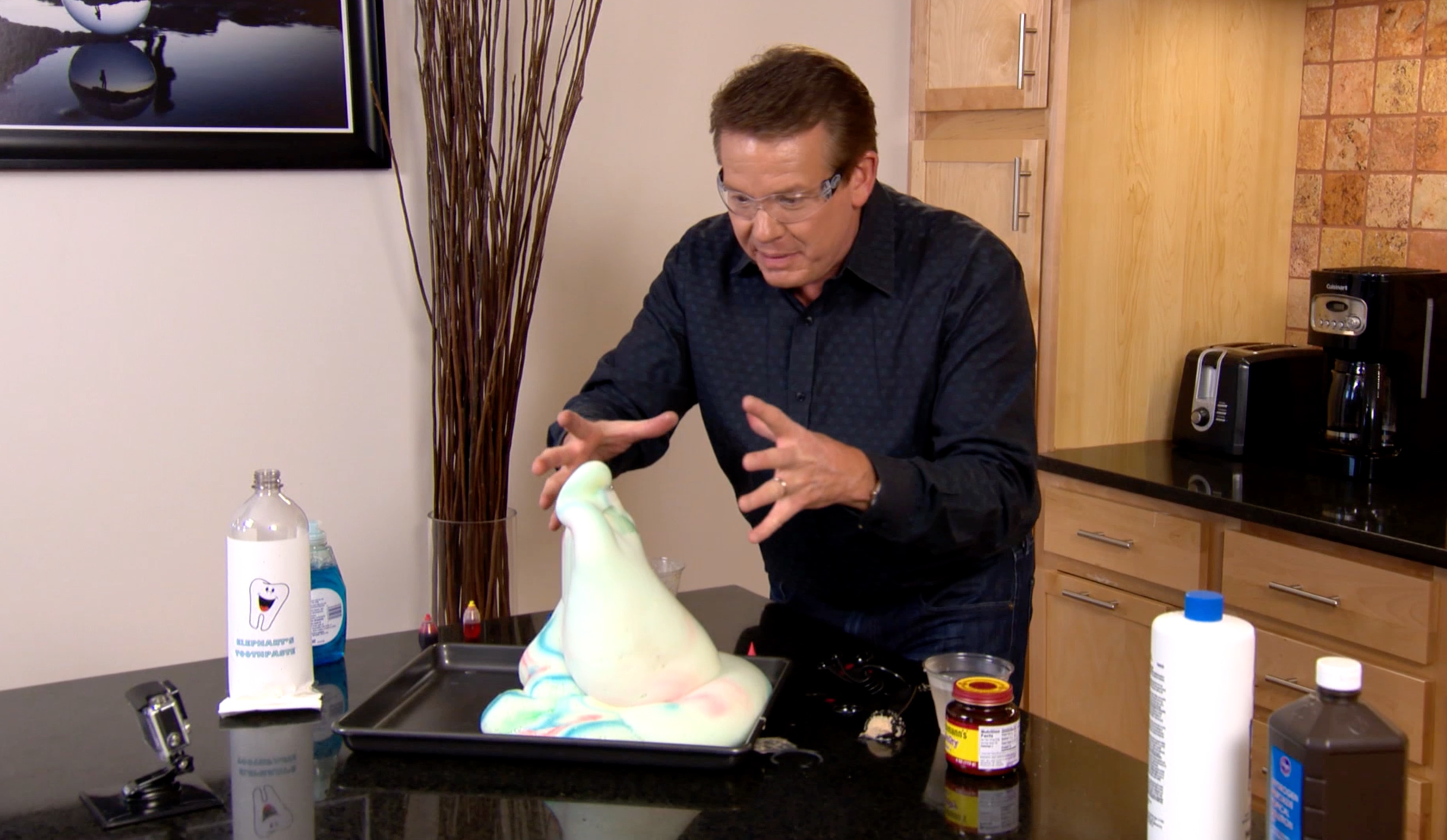 S1 Ep 7 - Kitchen Chemistry Experiments