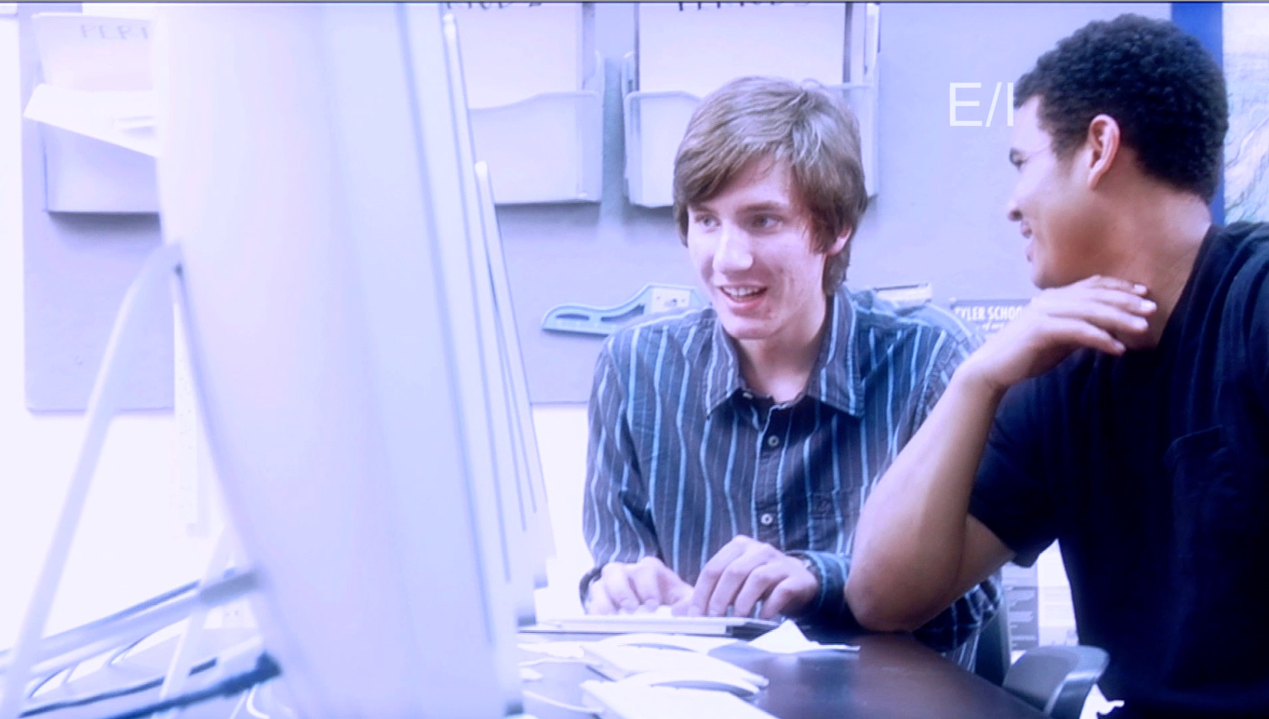 S1 Ep 11 - Cyber Bully