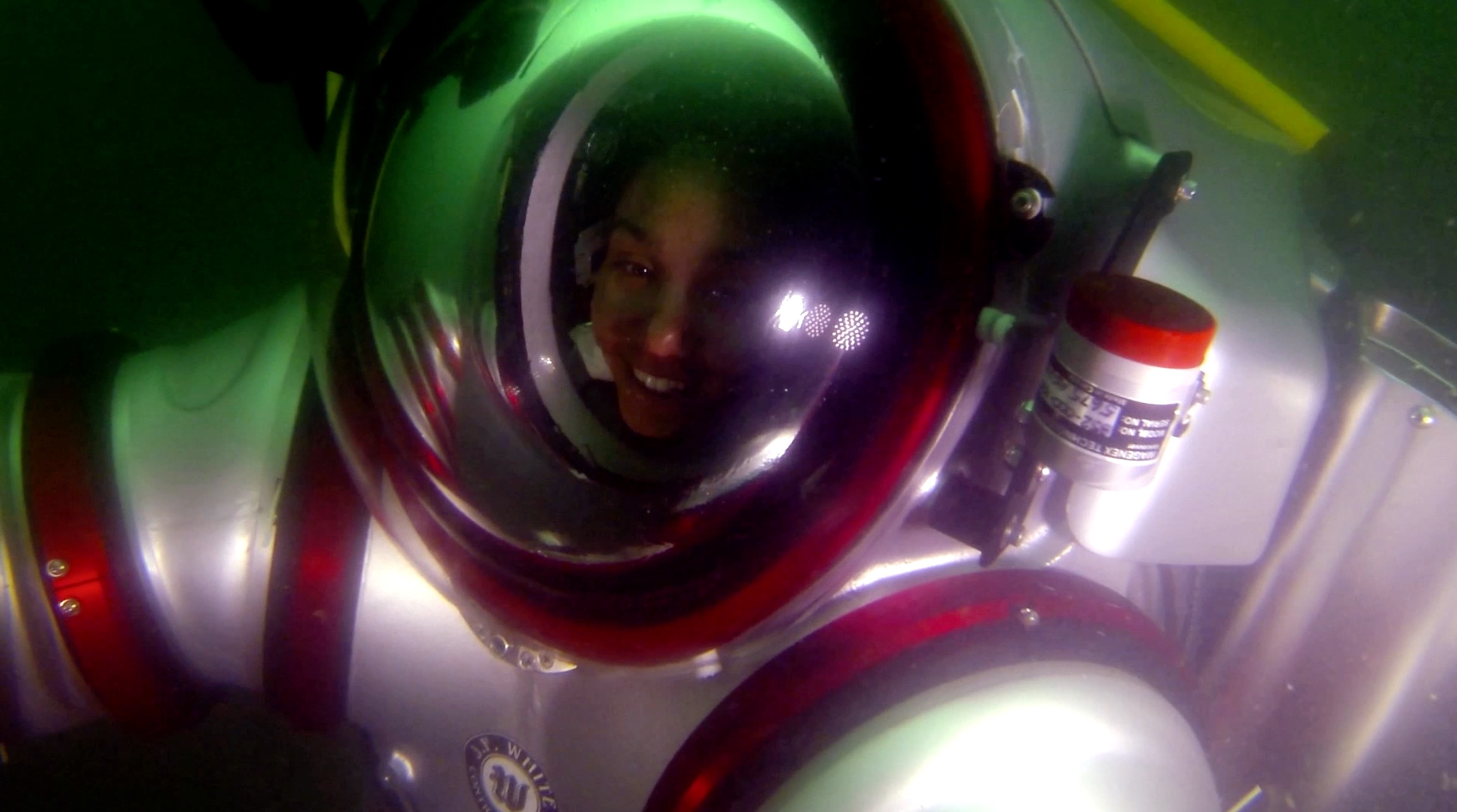 S2 Ep 2 - Future Clothing