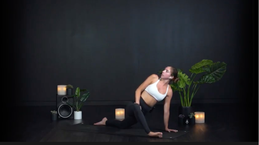 POWER VINYASA WITH LAURA S