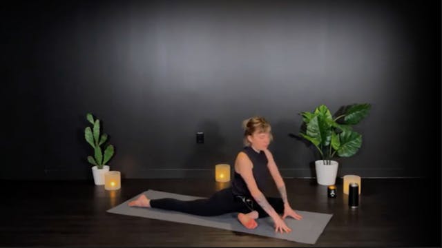 HIP OPENER WITH CHARLOTTE S