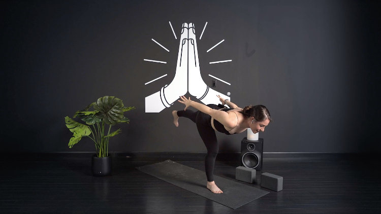 POWER VINYASA WITH CLAIRE K