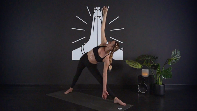 POWER VINYASA WITH MOLLY R