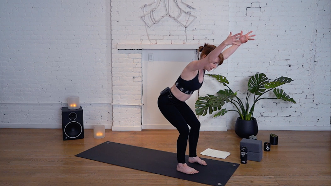 WEFLOWHARD® VINYASA WITH LEAH R