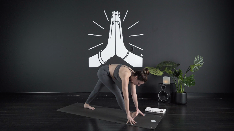 HAMSTRING LENGTHENING + STRENGTHENING WITH LAURA S