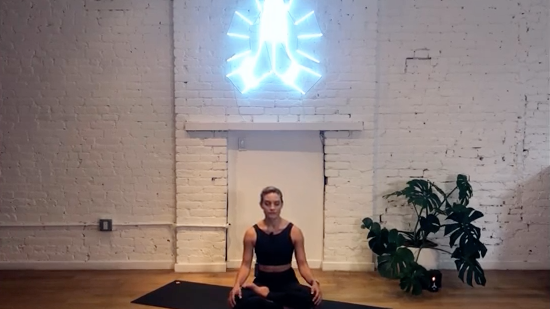 DAY 12 ENERGY SERIES | THROAT CHAKRA MEDITATION + BREATHWORK WITH KENDRA T