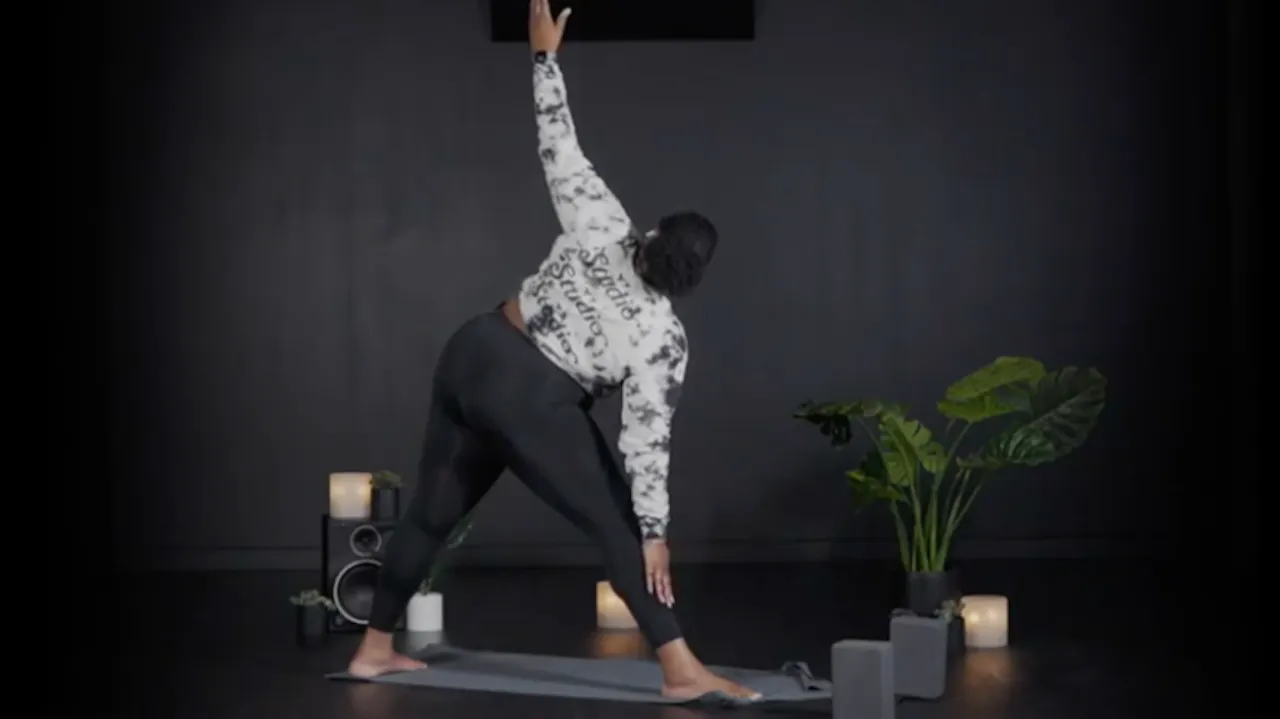 WEFLOWHARD® VINYASA WITH ANGELICA W - 45 MINUTES - Y7 STUDIO