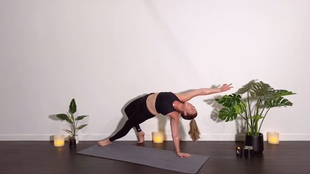 DAY 14 ENERGY SERIES | CROWN CHAKRA WEFLOWHARD®: MIND + BODY WITH CASEY LAYNE A