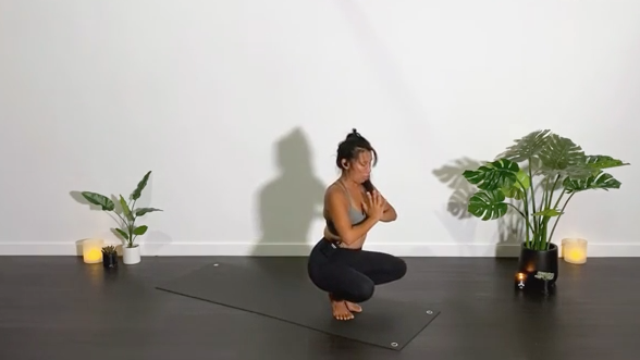 POWER VINYASA WITH EMILY T