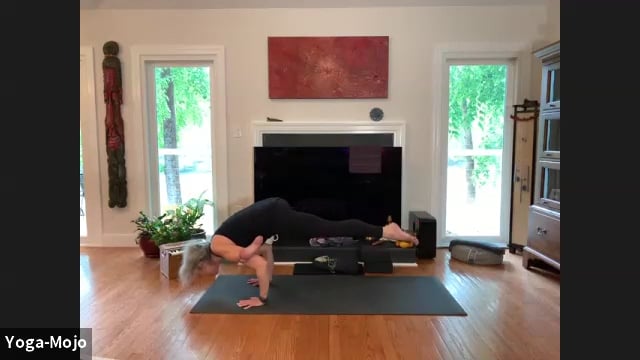 Yoga-Mojo - Vinyasa 1-2 - Pigeon - Moving into Stillness - Video