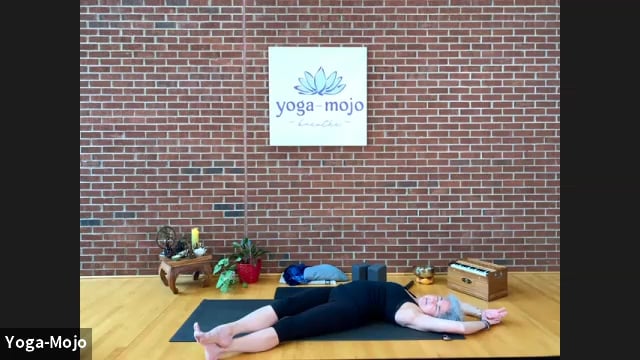 Yoga-Mojo - Senior:Gentle - The Powerful Light of Hope - Durga
