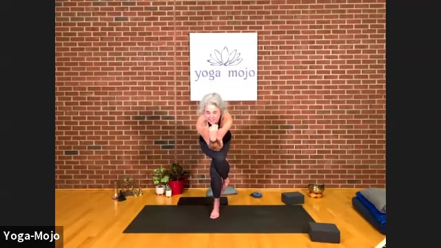 Yoga-Mojo - Stretch & Strength - Garuda