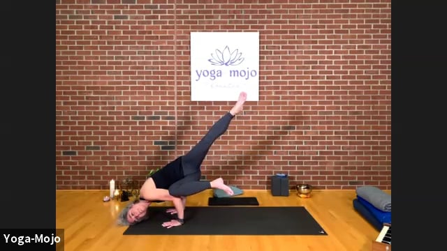Yoga-Mojo - Stretch & Strength - Patanjali