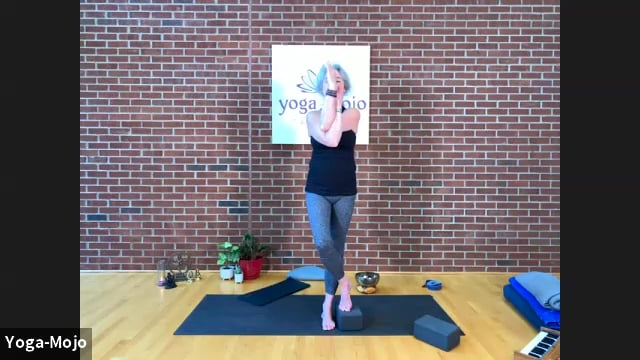 Yoga-Mojo - Senior:Gentle Yoga - Garudasana - Eagle