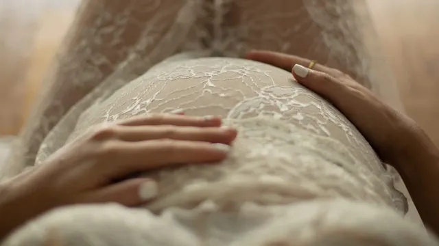 GENTLE YOGA FOR FERTILITY & CONCEIVING | GR
