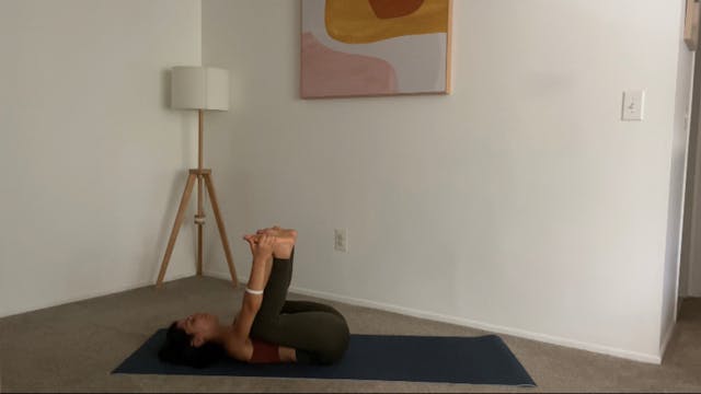 14 Minutos Yoga - Día 2 - Movimientos...