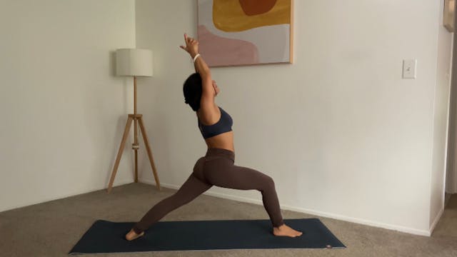 17 Minutos Yoga - Día 4 - Flow Para E...