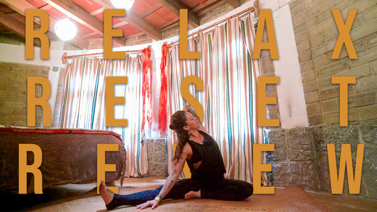 Full Body Yoga - 20 min Total Body Stretch Flow to Relax, Reset, & Renew