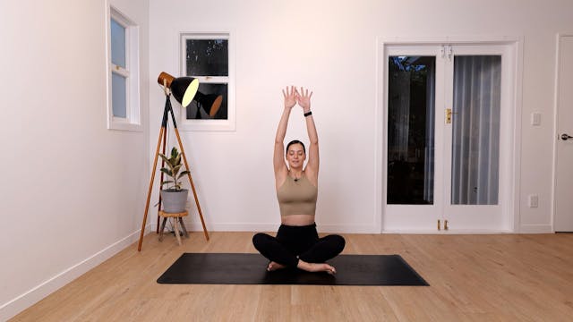 Unwind : Evening Yoga