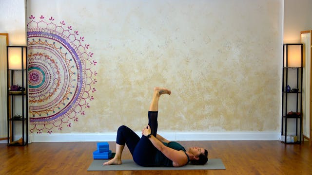 Hips and Hammies with Kathie - 22 Min...