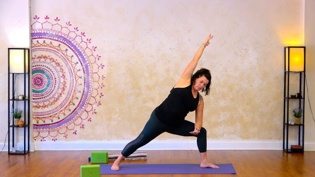 Wrist Free Standing Flow - 23 minutes