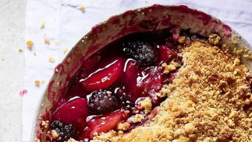 Winter Blackberry & Oat Crumble