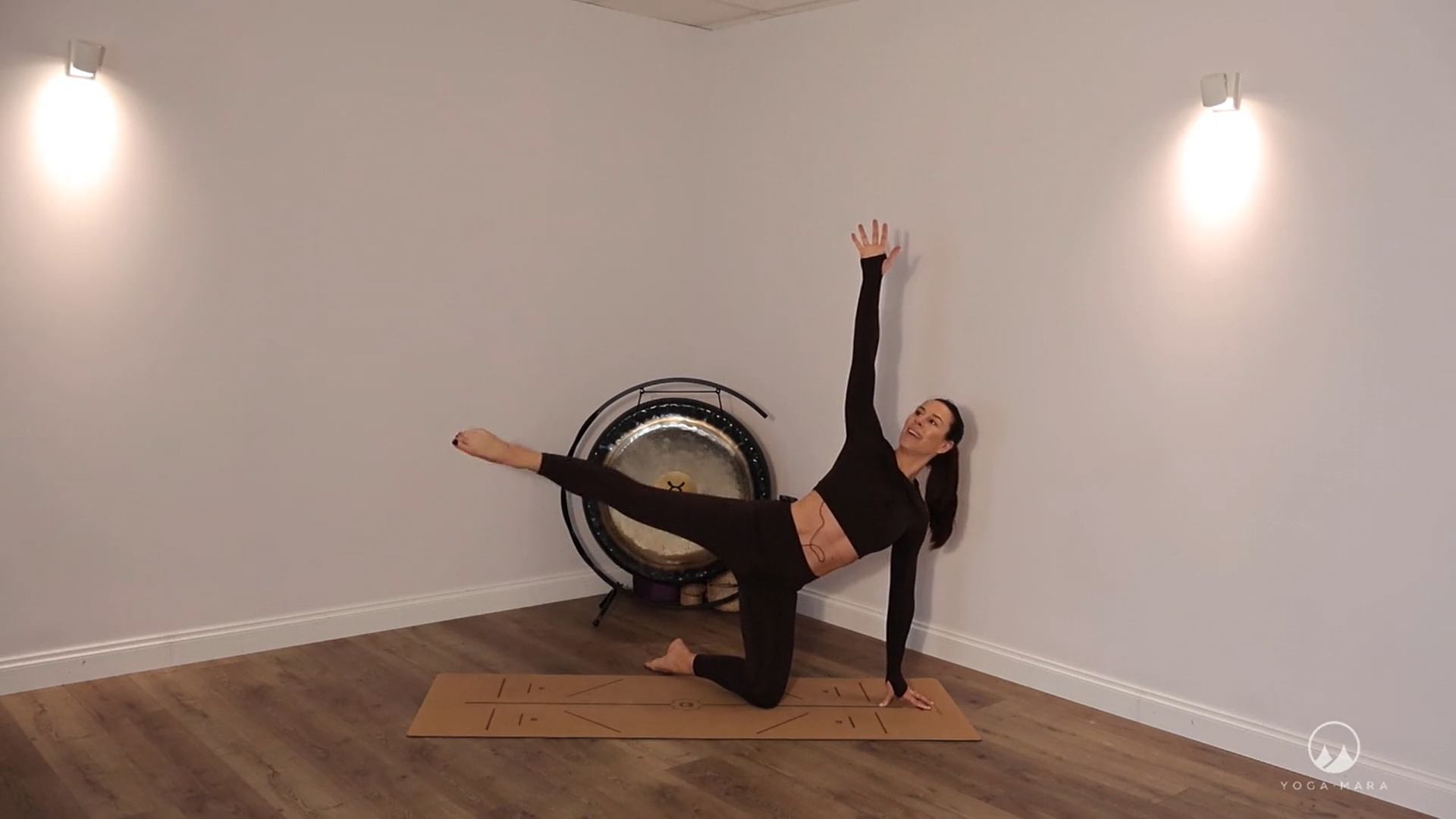 16min Full Body Pilates Flow