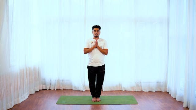 Pari Virat Trikonasana