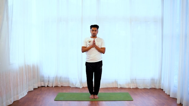 Padahastasana