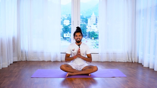 Nadi Shodhana Pranayama With Internal And Outer Retention 