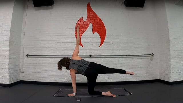 Nikki 20 Minute Low Body Flow, Halfmo...