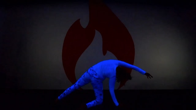 Julia Dancer's Pose BlackLight LIVE from Tribeca -  Thu 12/10 