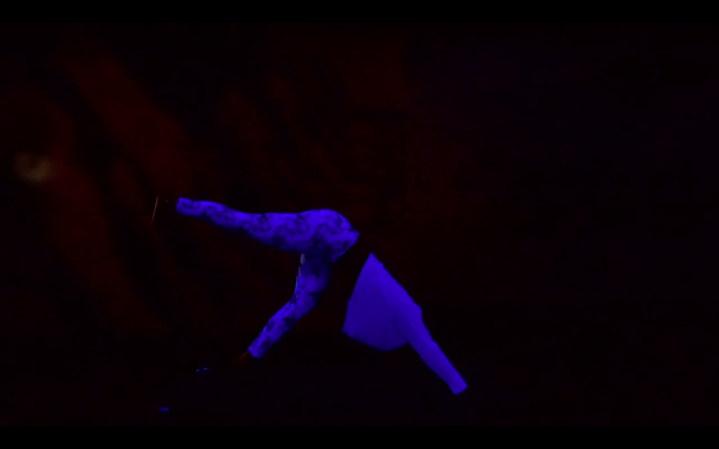 Nikki Posture & Core BlackLight LIVE - Thu 11/5 