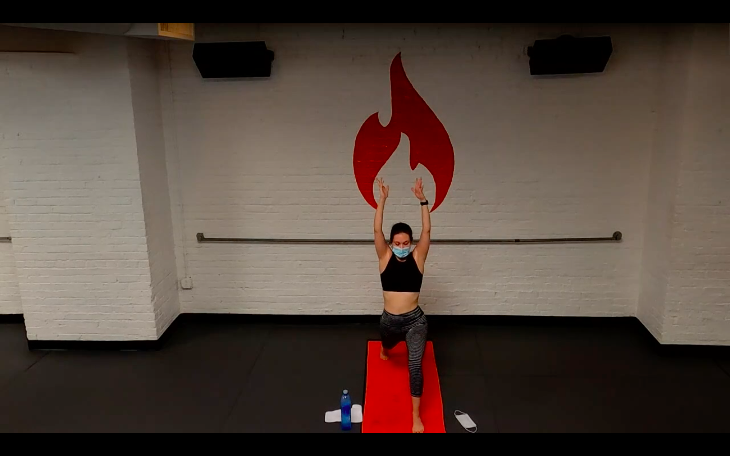 Arianna Energizing Twisty Flow - Mon 11/2 9:30a