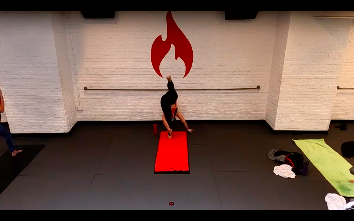 Jenny Peaceful Pointed Toe Plank Flow - Tues 1/26 