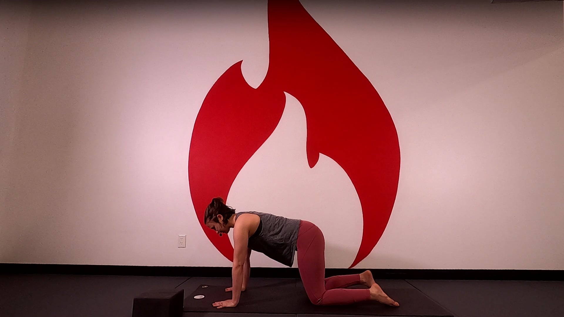 Session 2: Sun A and Vinyasa Breakdown with Julia