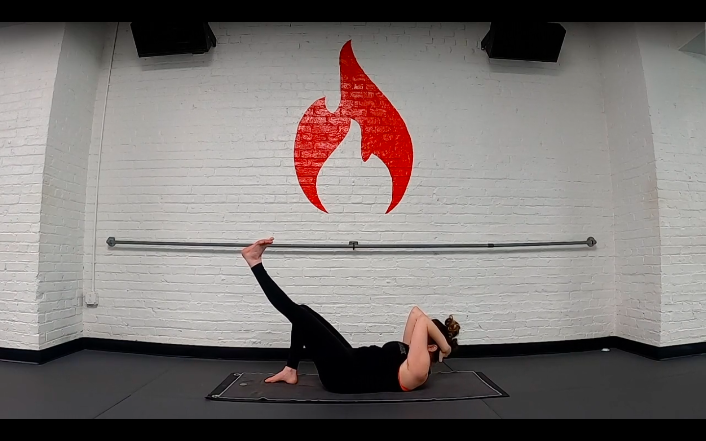 Nikki 10 Minute Core Blast 