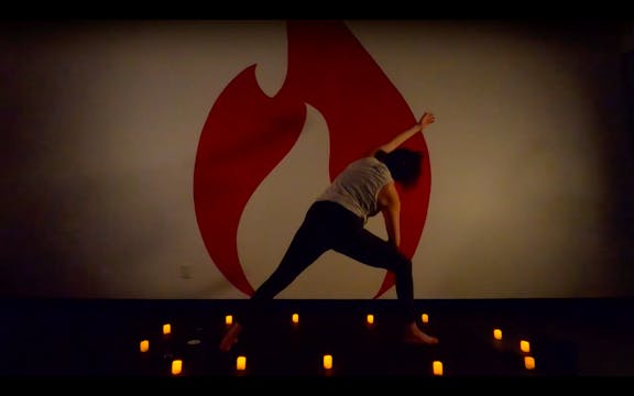 Julia CandleLight Hippy Flow LIVE - T...