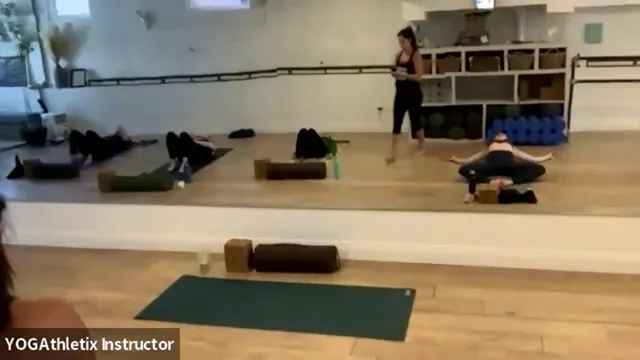 Yogasana w/ Jamie - 05/08