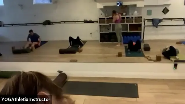 Yogasana w/ Tricia 05/16