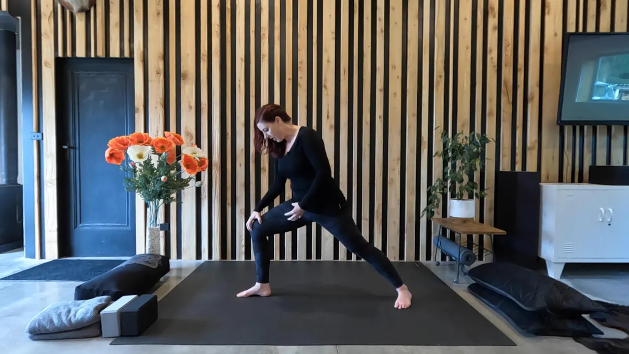 Knee Alignment - Tips & Techniques - Yoga Time Warrior