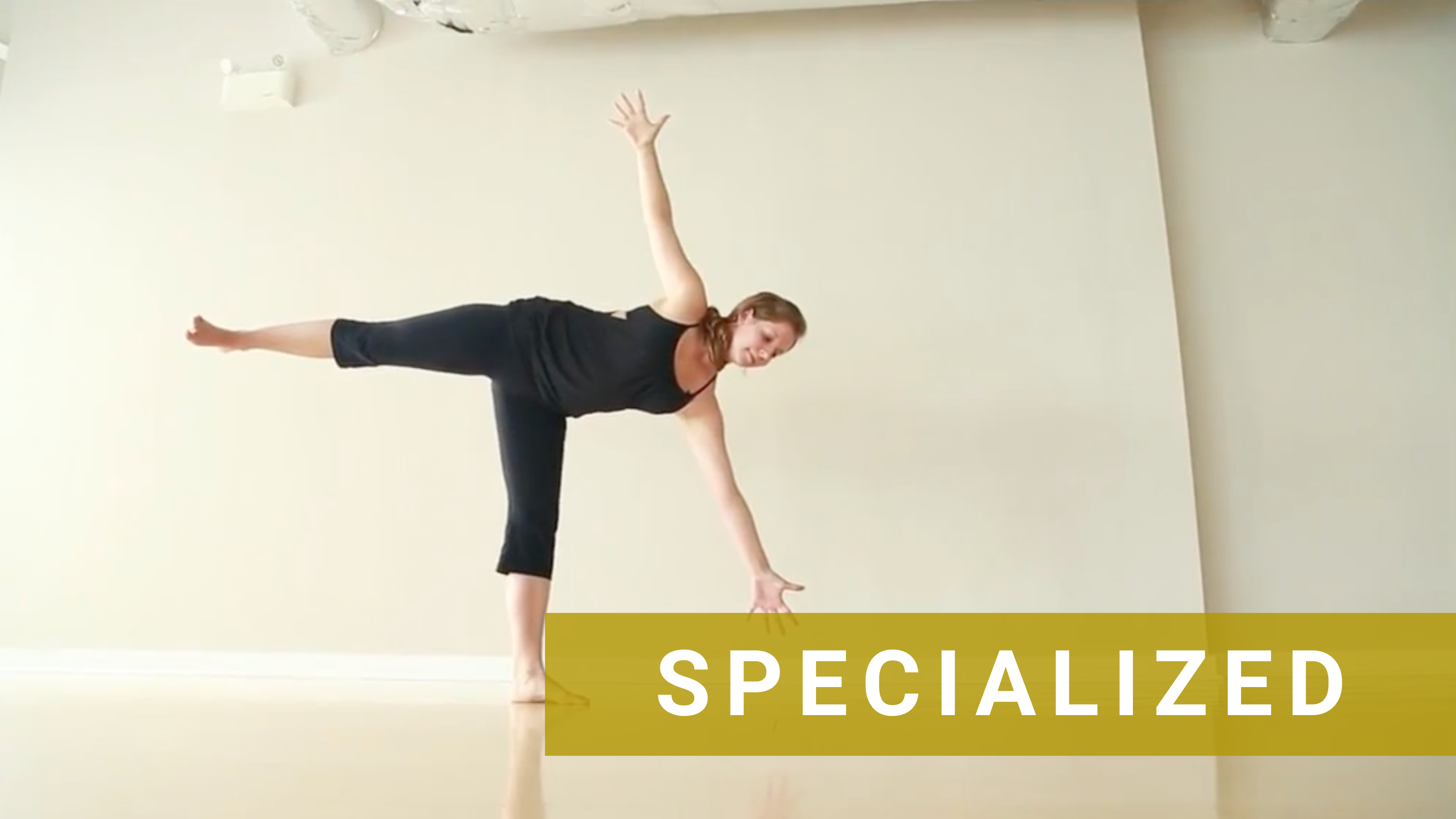 How-to-do-a-Halfmoon-Pose-Step-by-Step-Breakdown-Yoga-Tutorial