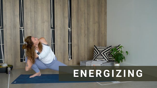 Slow Vinyasa Flow with Ashleigh