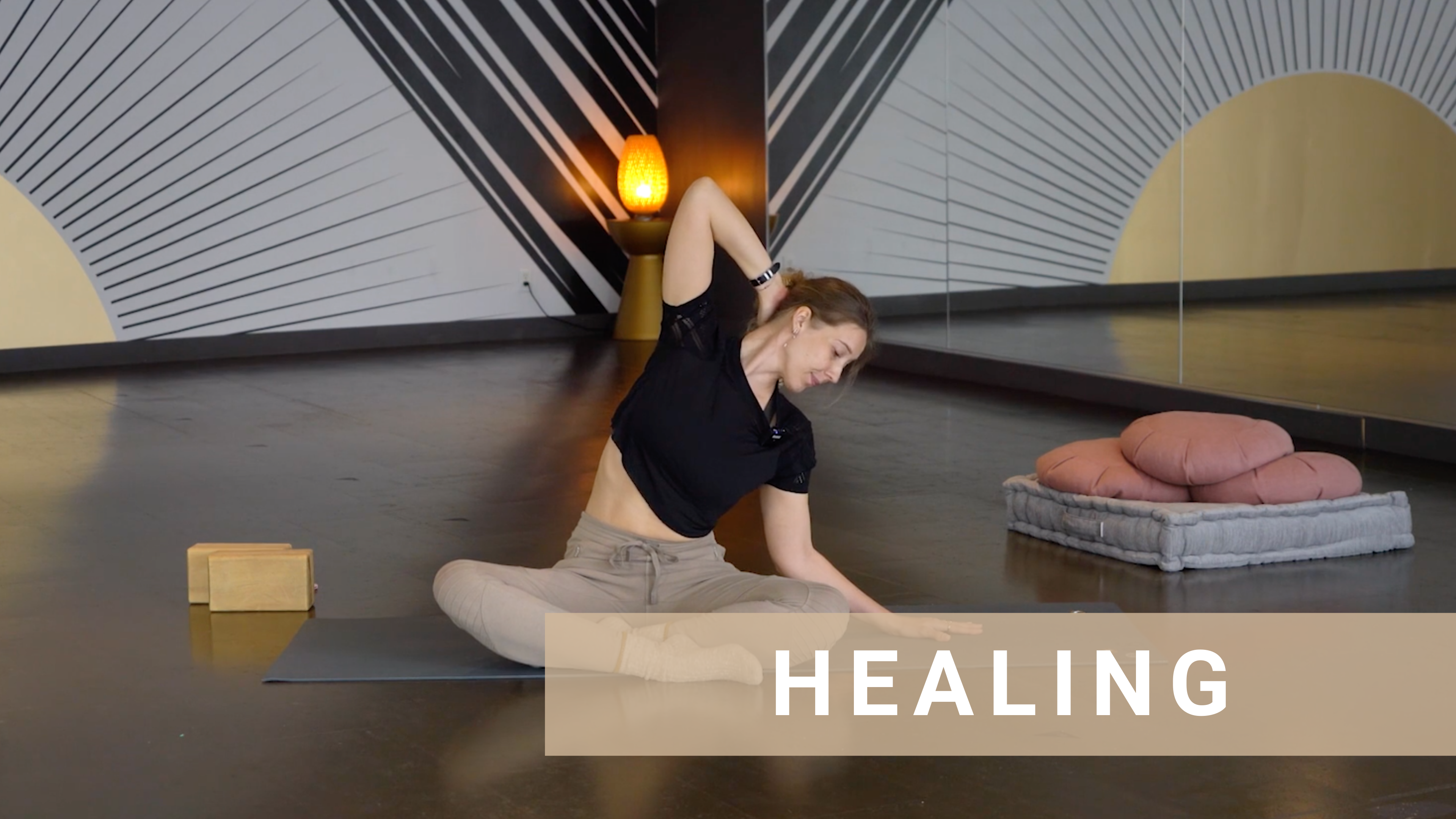 Yin: Open Hearts Peaceful Minds with Darya