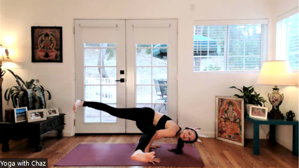 What if your fear were your teacher? (SIDE CROW INTO EKA PADA KOUNDINYASANA I)