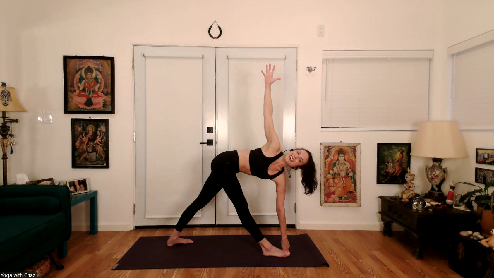 Don't quit your daydream (REVOLVED TRIANGLE WITH GRIP)