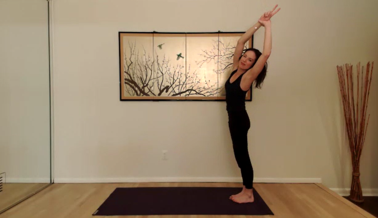 A Love Note To Your Body (EARRING POSE)