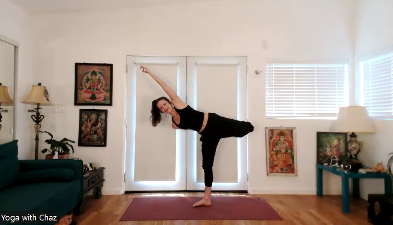 Say yes to happiness (HALF MOON CHAPASANA VARIATION)