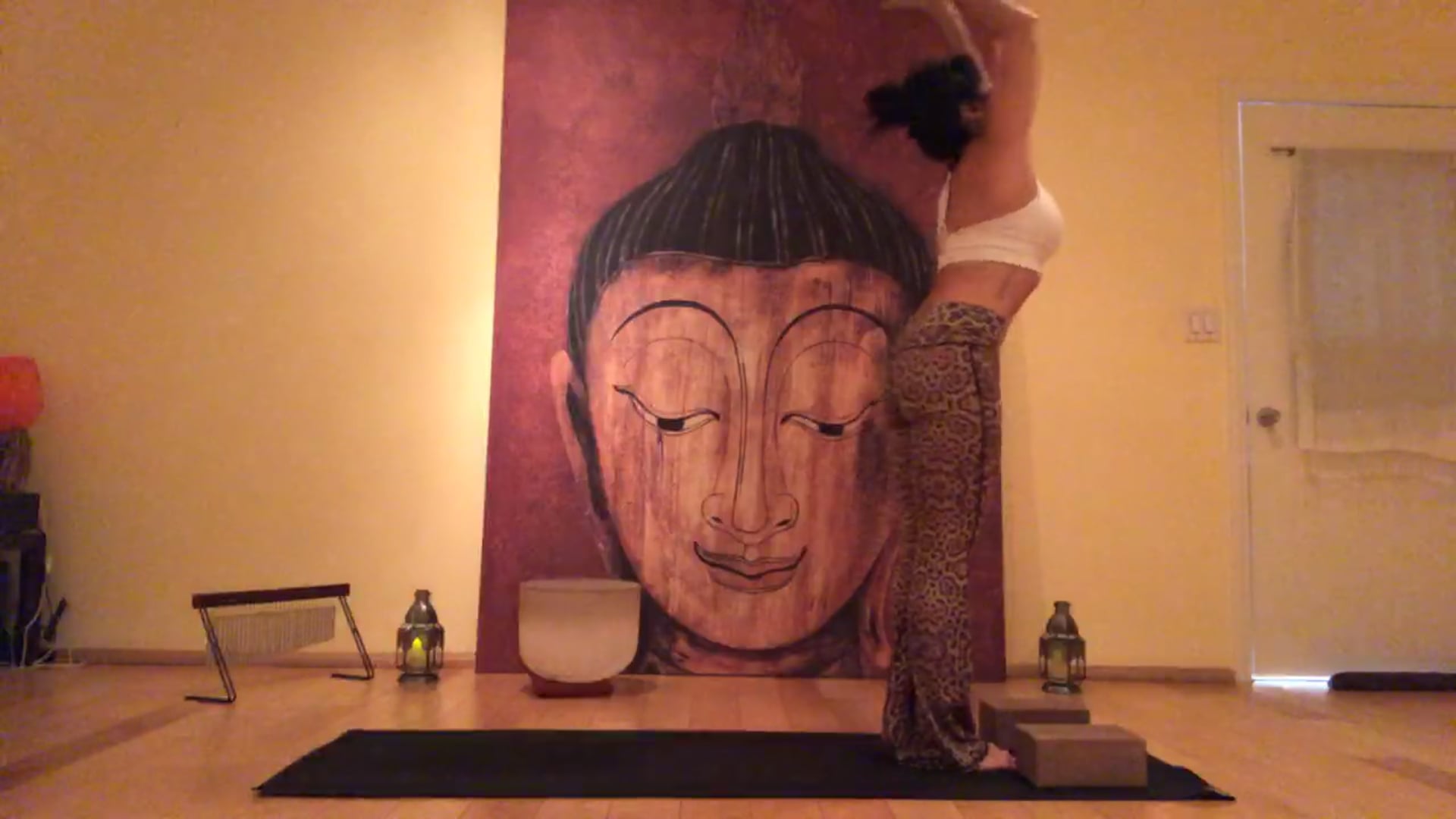 Vinyasa Flow Live Stream Level 2 #StayHome 